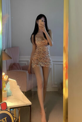 Rosie Kim independent girl