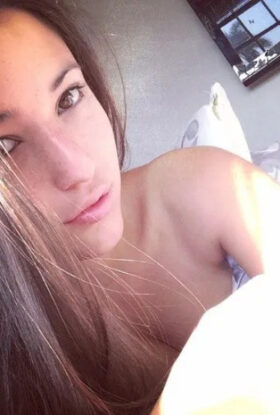 WhatsApp: +33780935405